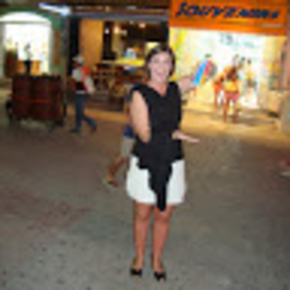 Meet your Posher, Lana